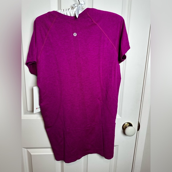 lululemon athletica Magenta swifly tech Short Sleeve Tee - Picture 5 of 6